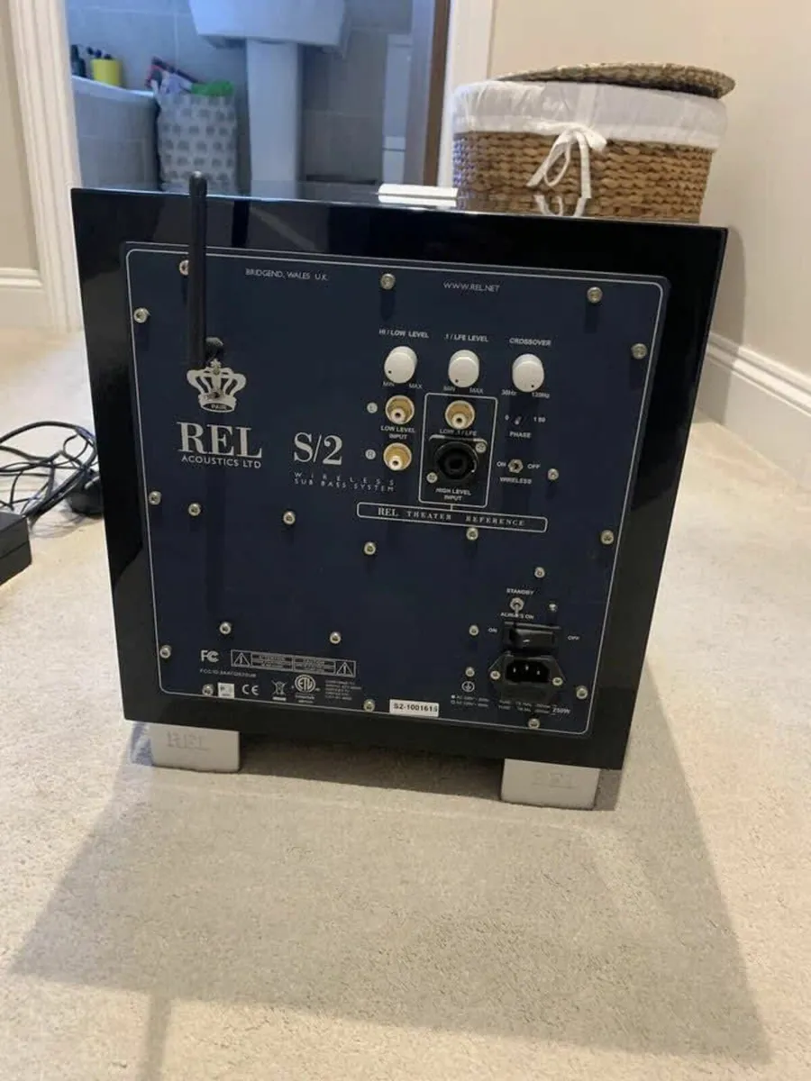 REL S2 SUBWOOFER - Image 3