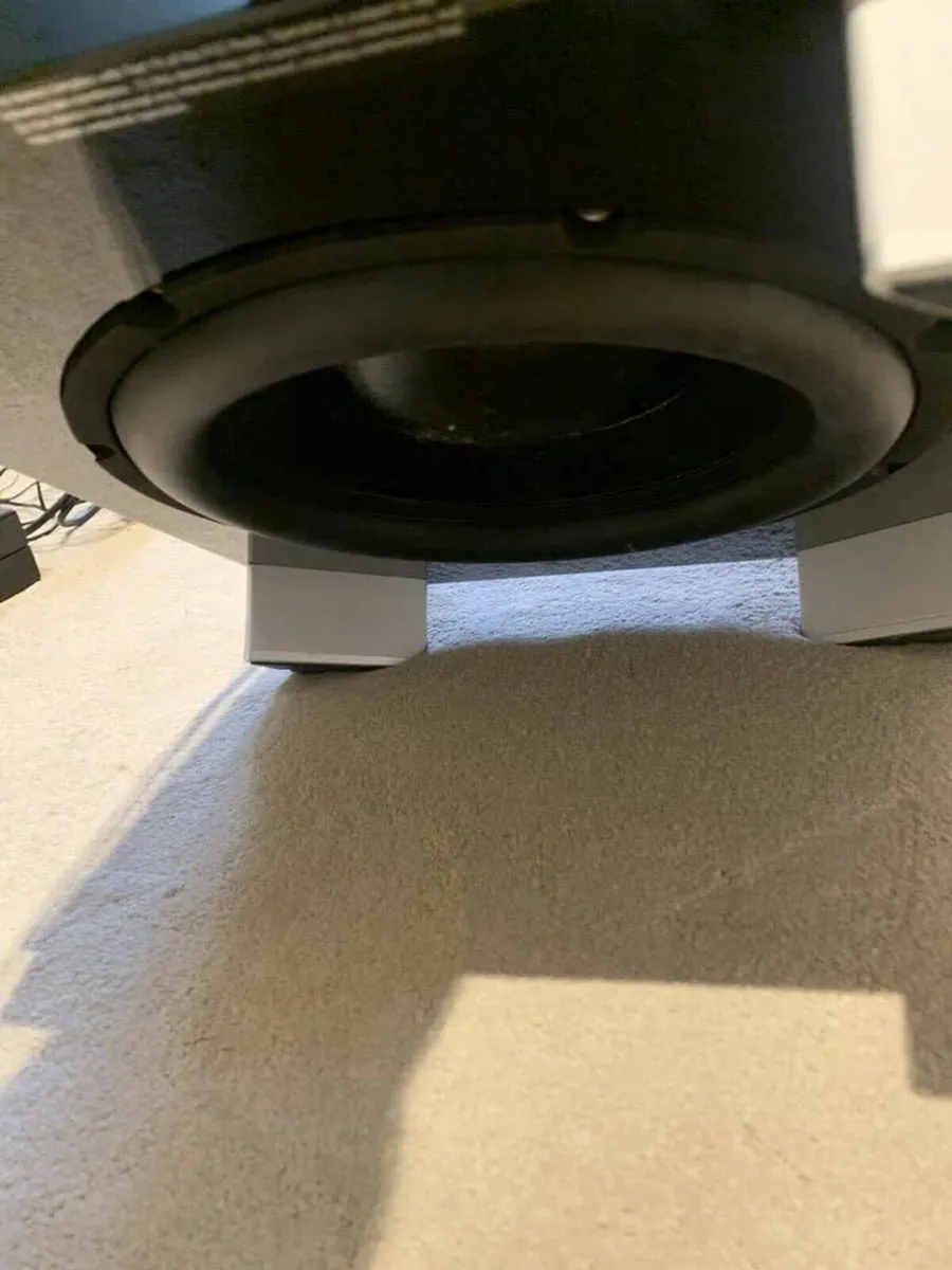 REL S2 SUBWOOFER - Image 4
