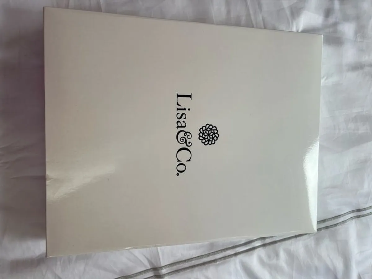 Lisa & Co Sweaters - Image 2