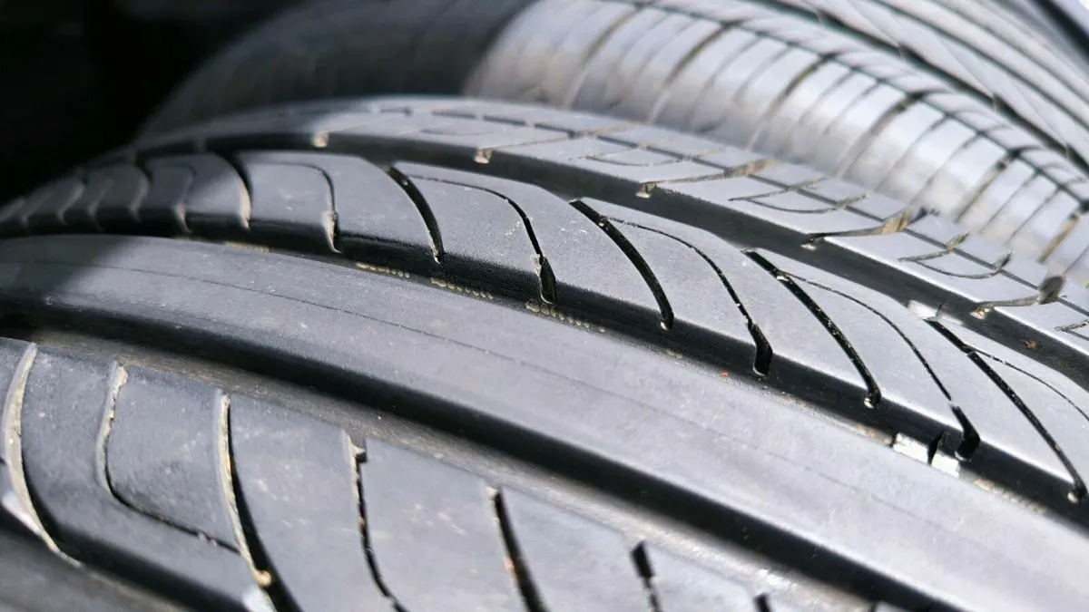 Tyres 215 /55 /16 - Image 1