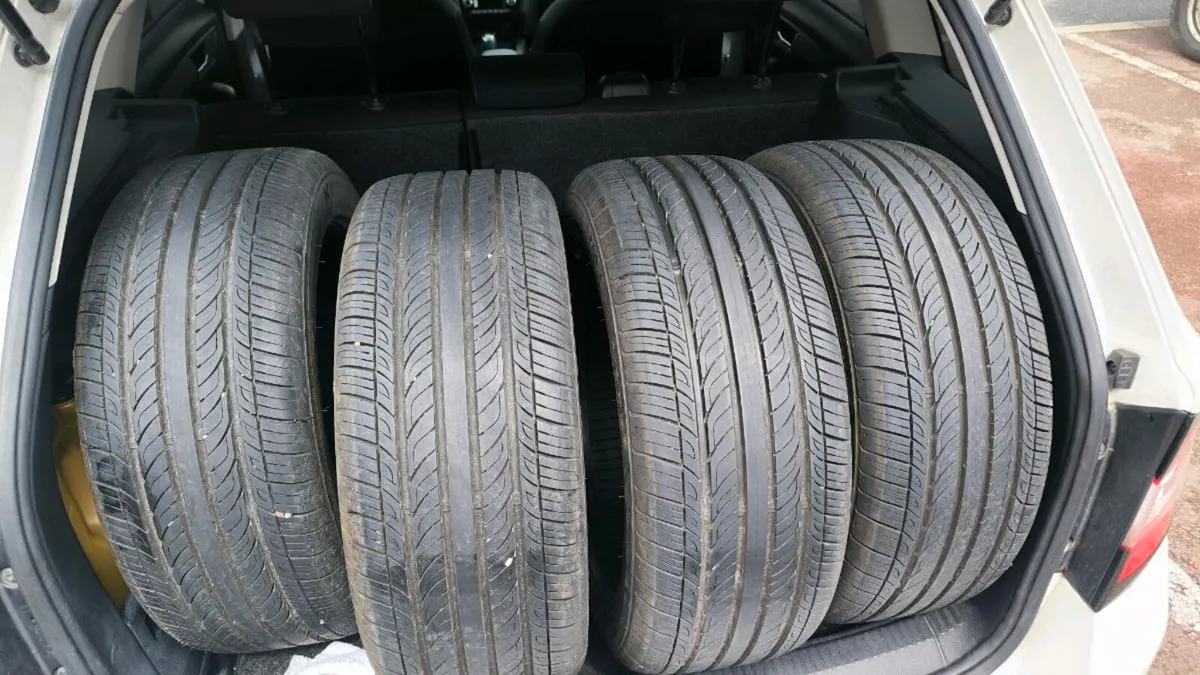 Tyres 215 /55 /16 - Image 4