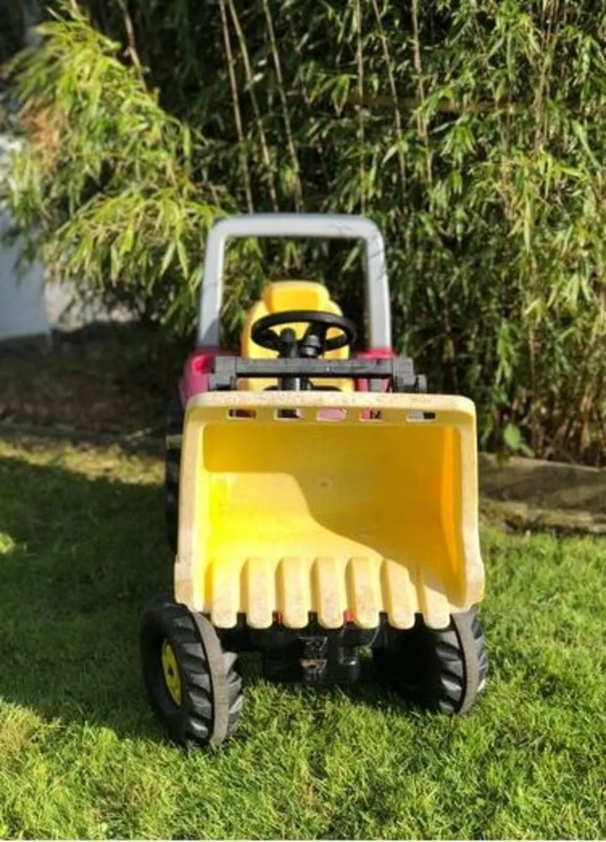 Rolly XTrac Pedal Tractor and Trailer - Image 3