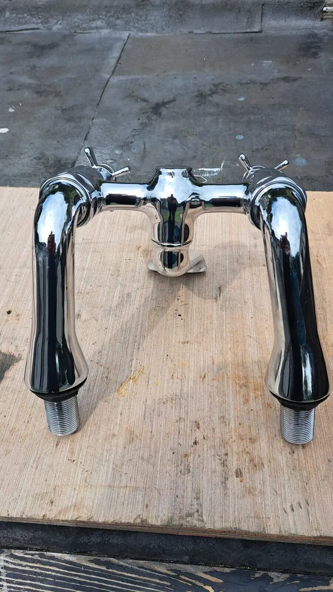 Bath taps for sale - Image 2