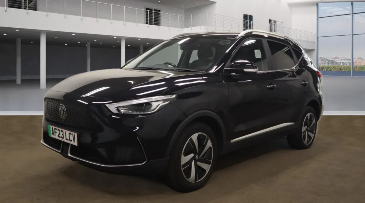 MG ZS 115kW 73KWH Trophy - Image 1