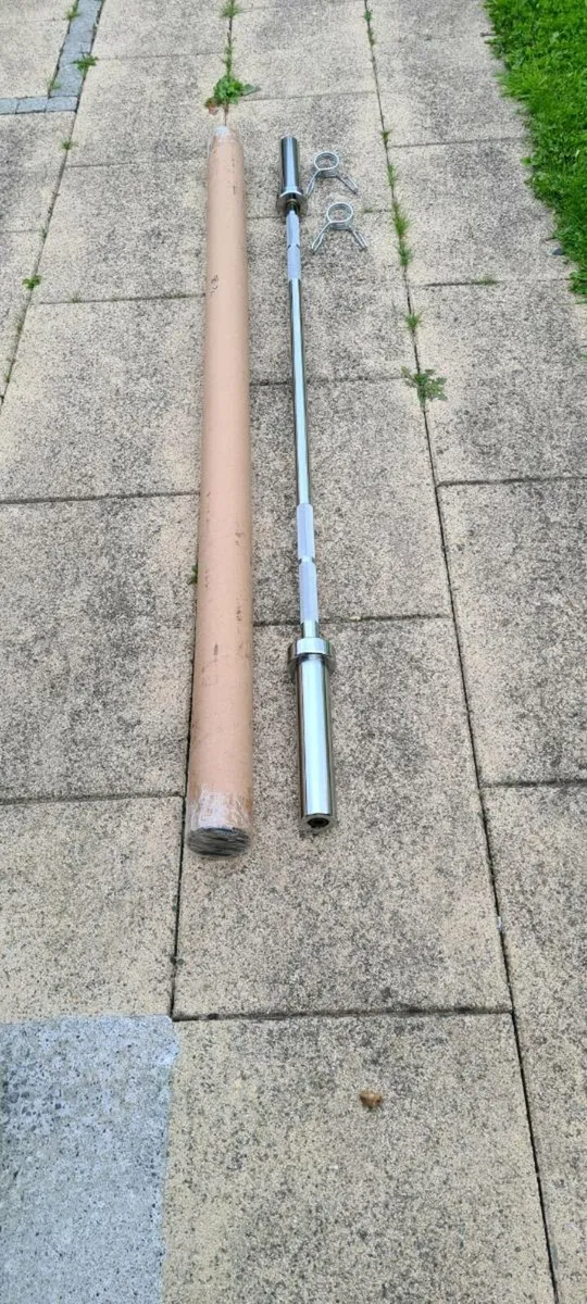 Brand new 6 foot Olympic weight lifting bar - Image 4