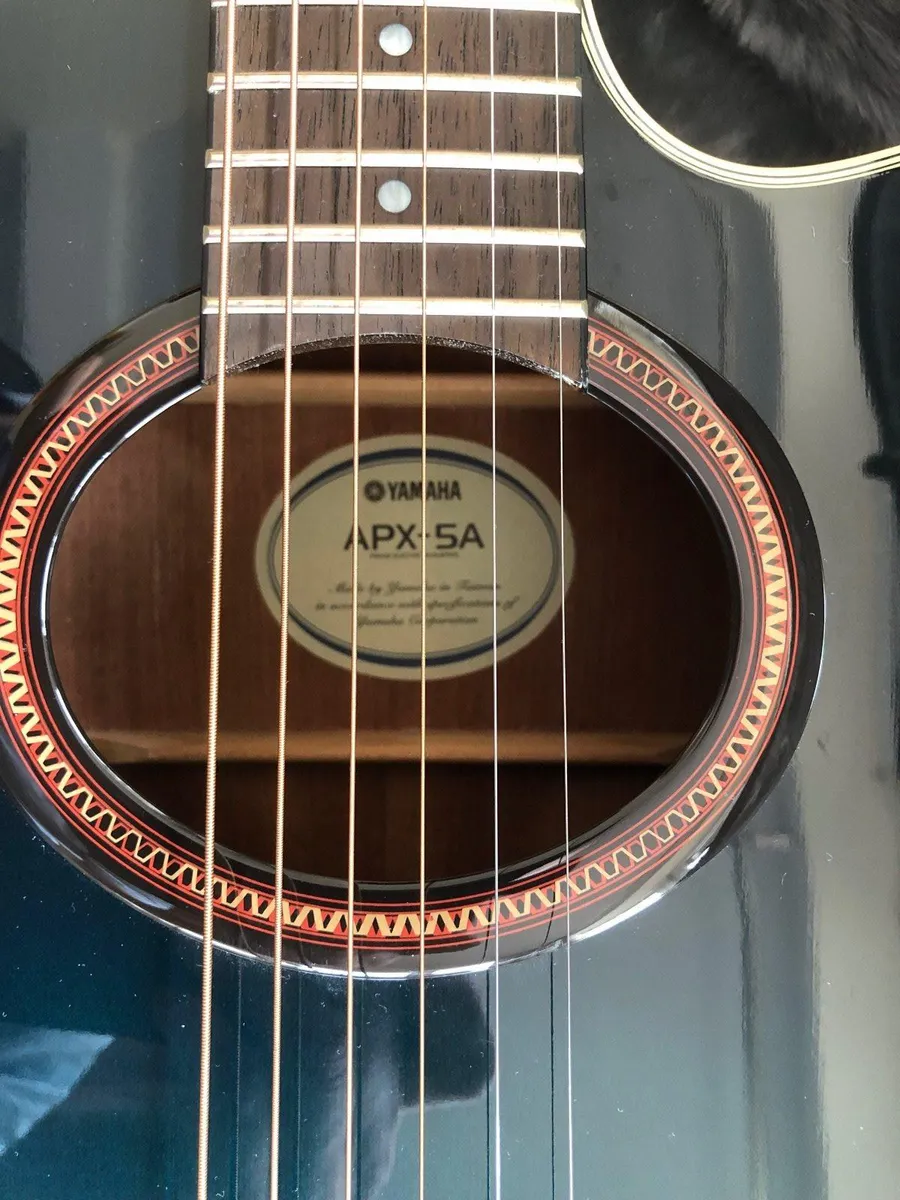 Yamaha APX-5A electro acoustic guitar - Image 2
