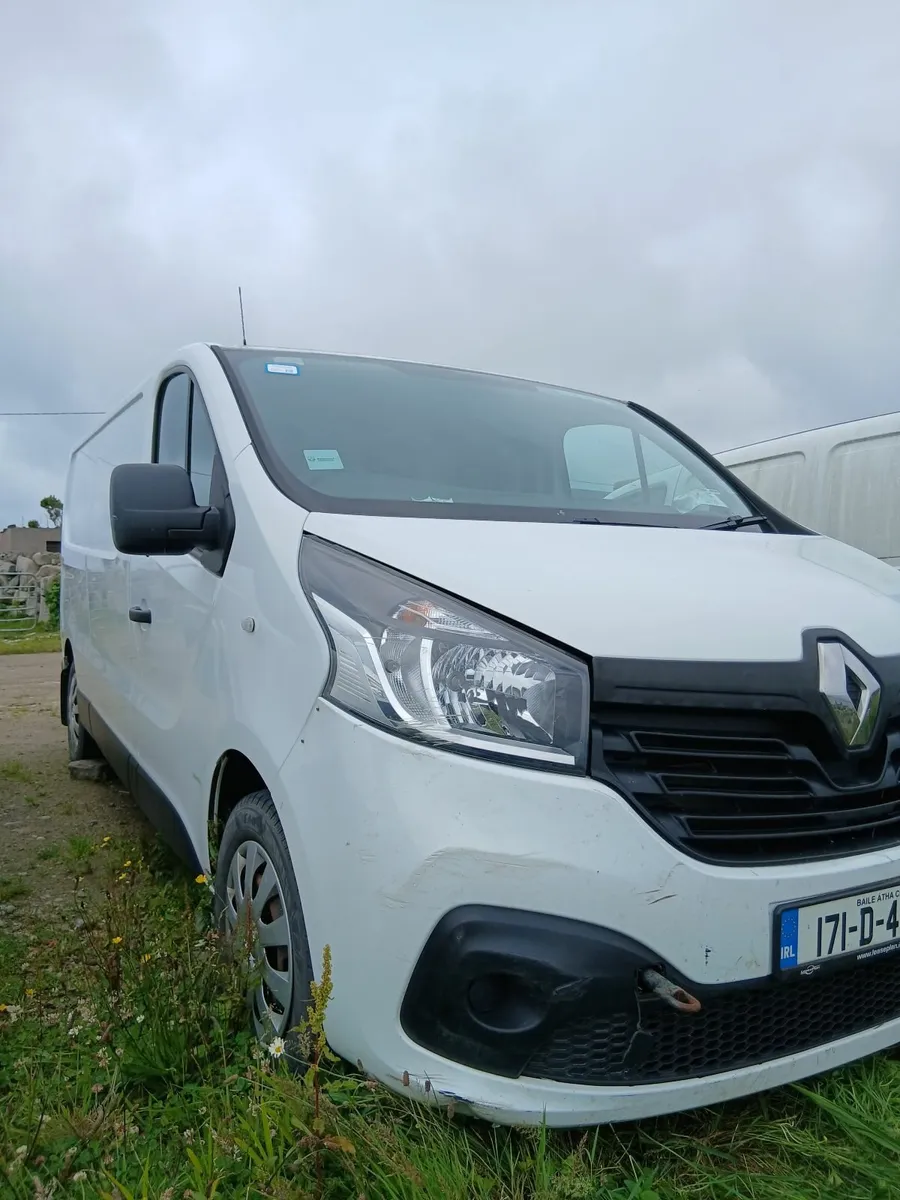 Renault Trafic 2017 - Image 1