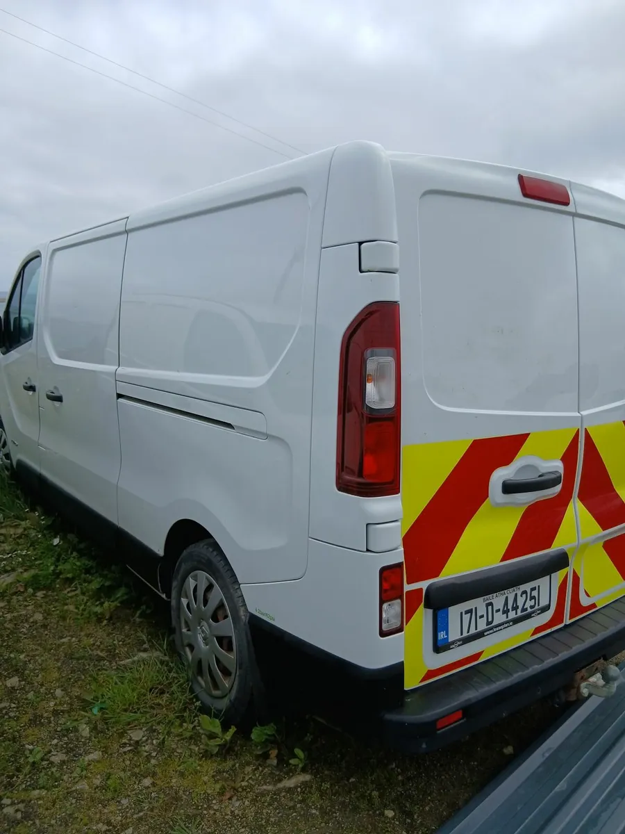 Renault Trafic 2017 - Image 4
