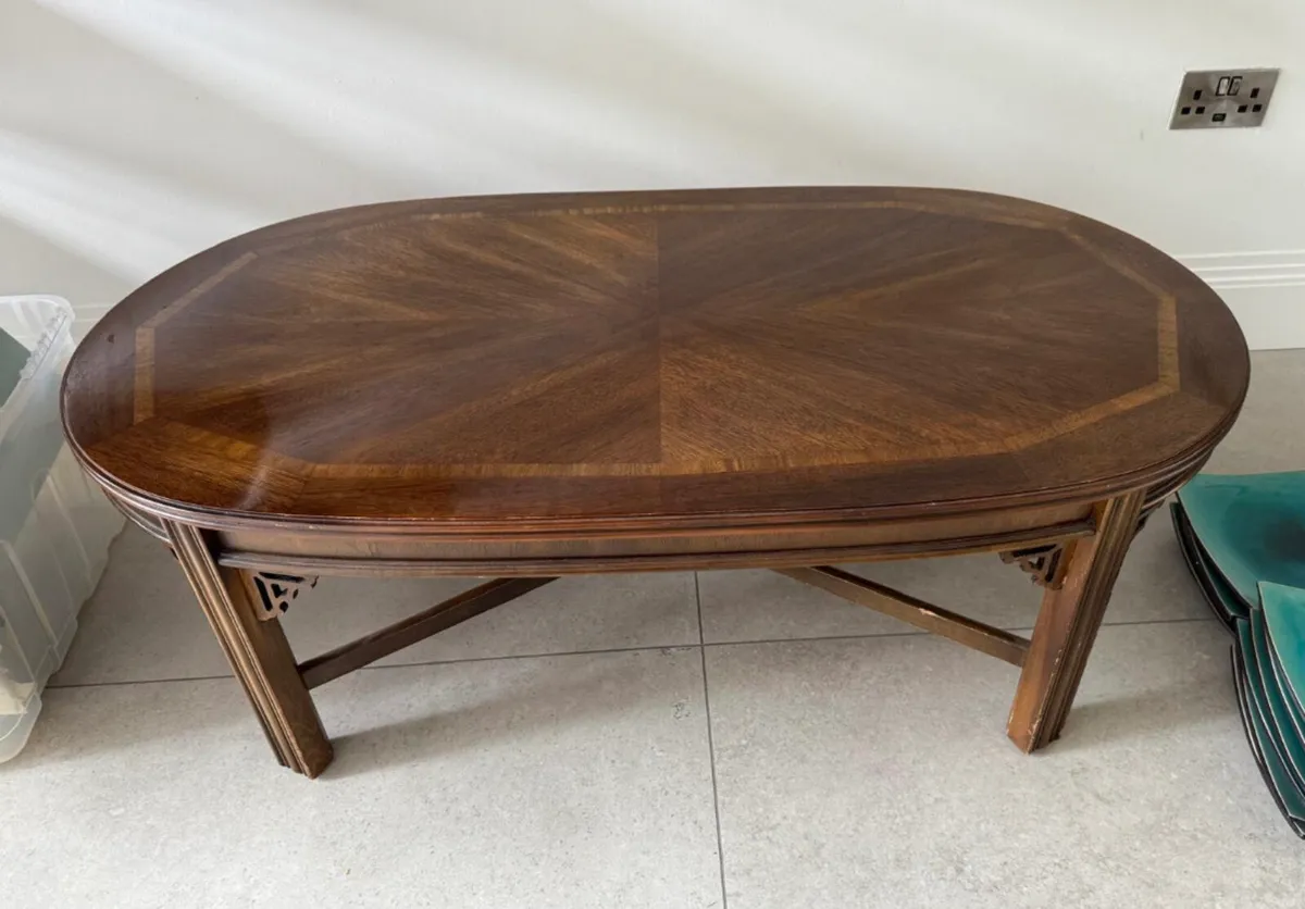 Coffee table - Image 1
