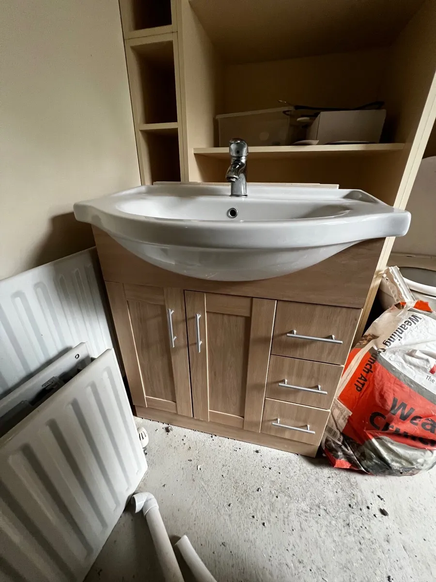 Bathroom sink unit - Image 2