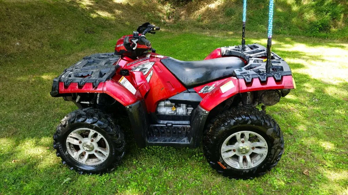 Polaris sportsman 550 2010 - Image 1