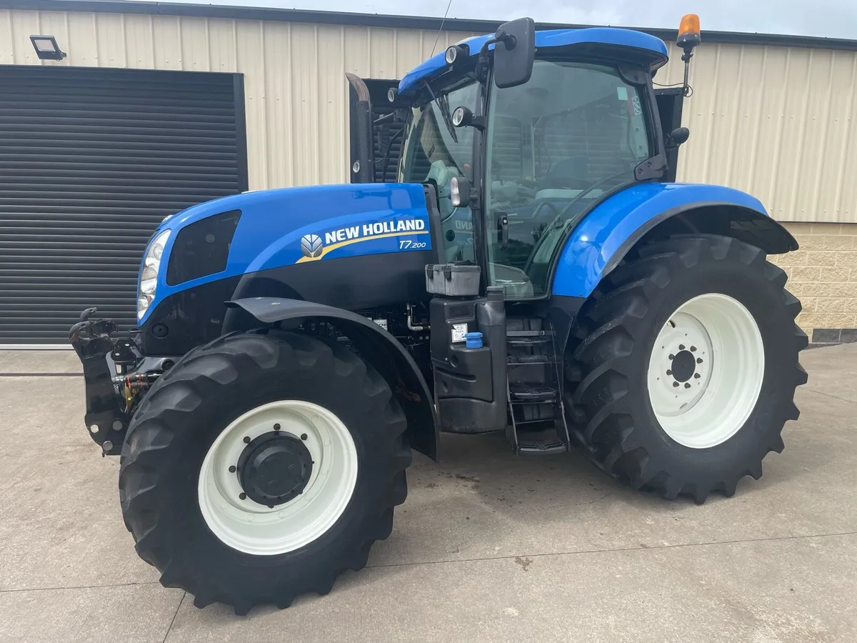 2014 NEW HOLLAND T7.200 - Image 1