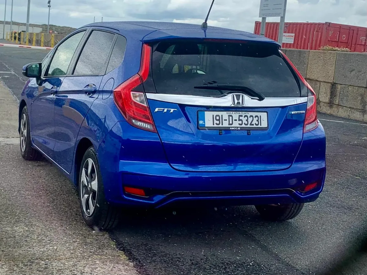Honda Fit 2019 - Image 2