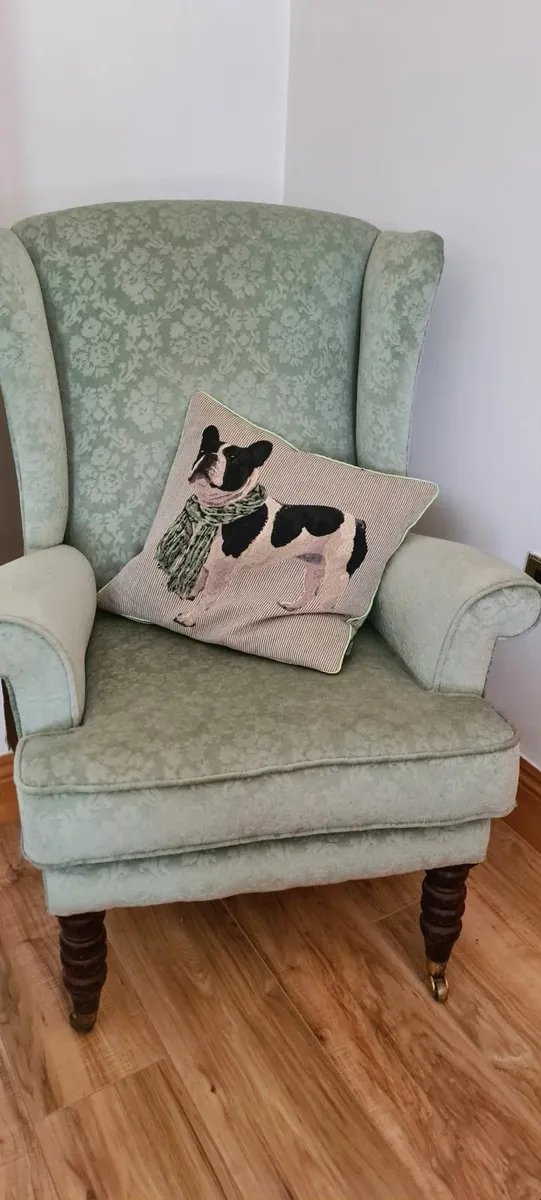 Queen Anne Chair