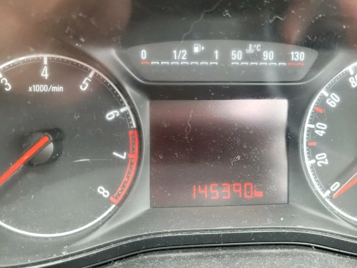 OPEL CORSA 1.4L 5 drs New NCT 04/27 Tax 08/25 - Image 2