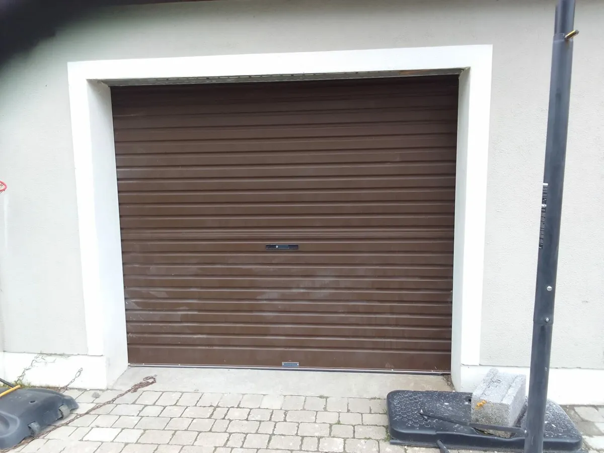 FULLY AUTOMATIC ROLLING DOOR WITH MOTOR - Image 1