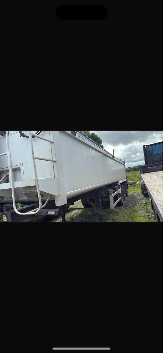 2009 Wilcox tar spec tipping trailer - Image 4
