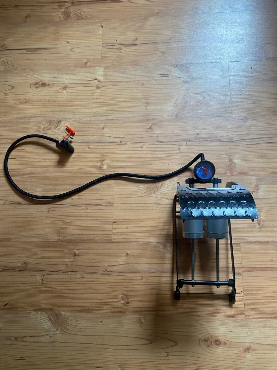 Foot pump - Image 2