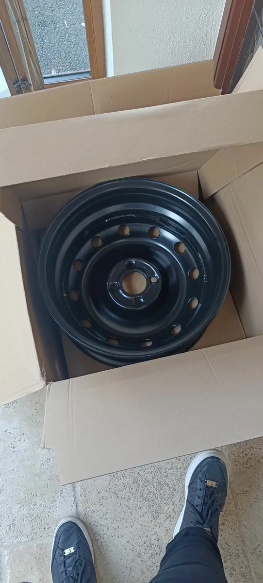 2 x 15inch Steel wheel rims - Image 4
