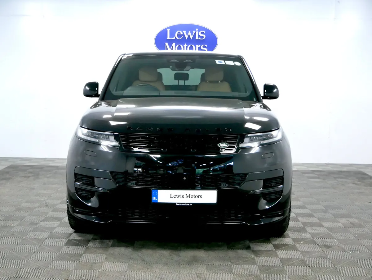 2025 Range Rover Sport Dynamic SE P460e - Image 3