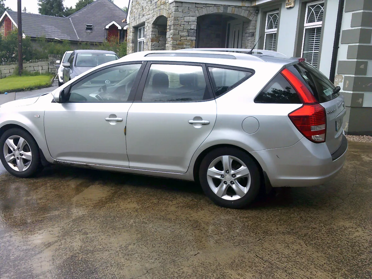 Kia Ceed 2012 - Image 4