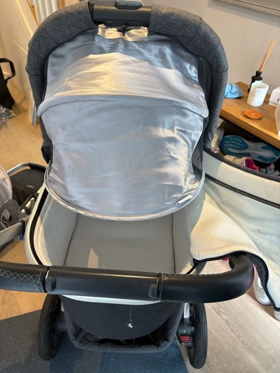 Ups baby vista travel system- grey - Image 3