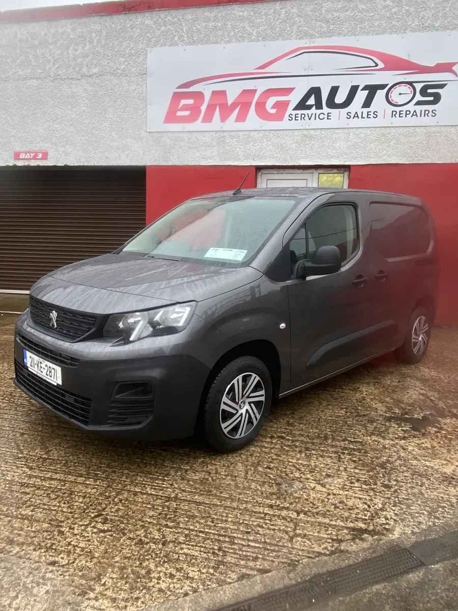 2021 PEUGEOT PARTHER FINANCE WARRANTY DELIVERY - Image 3