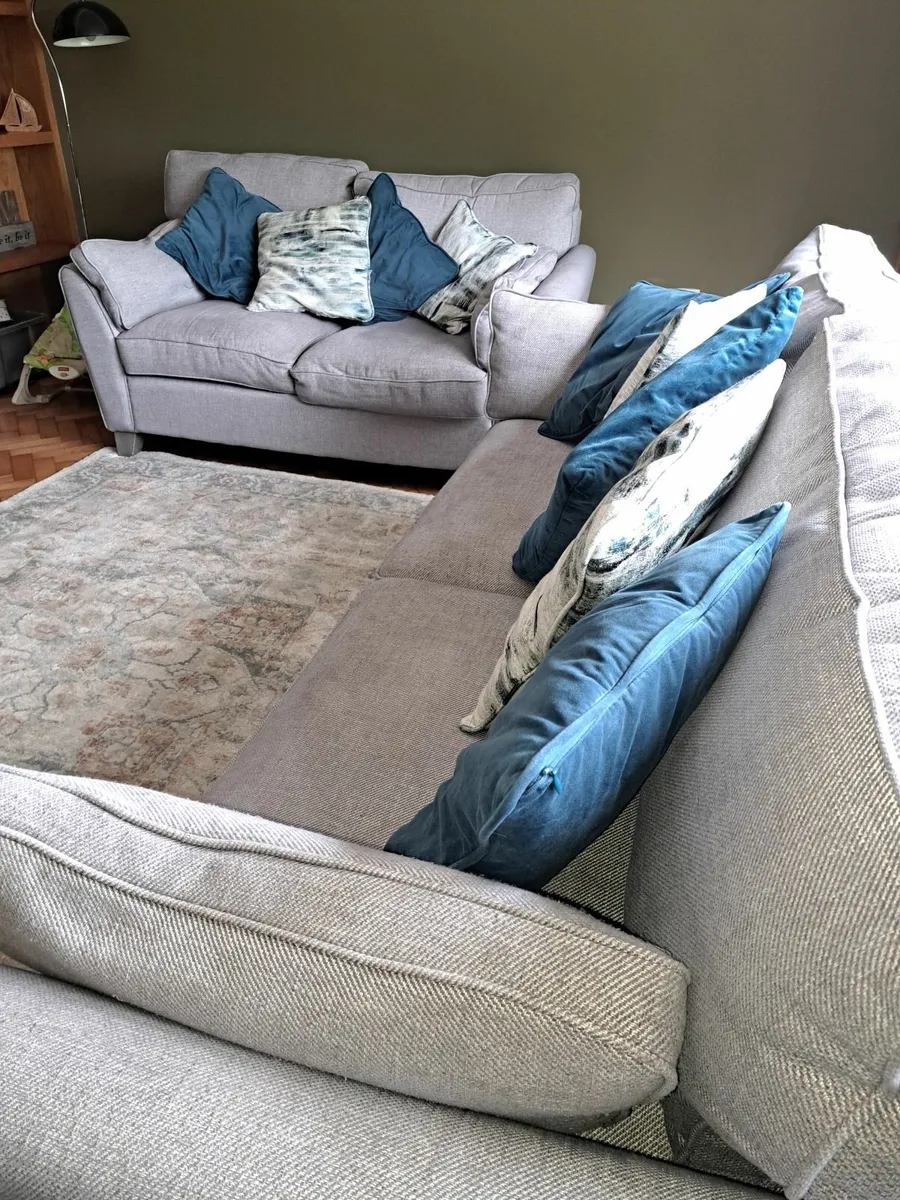 Couch 3 seater and two seater Couches - Image 3