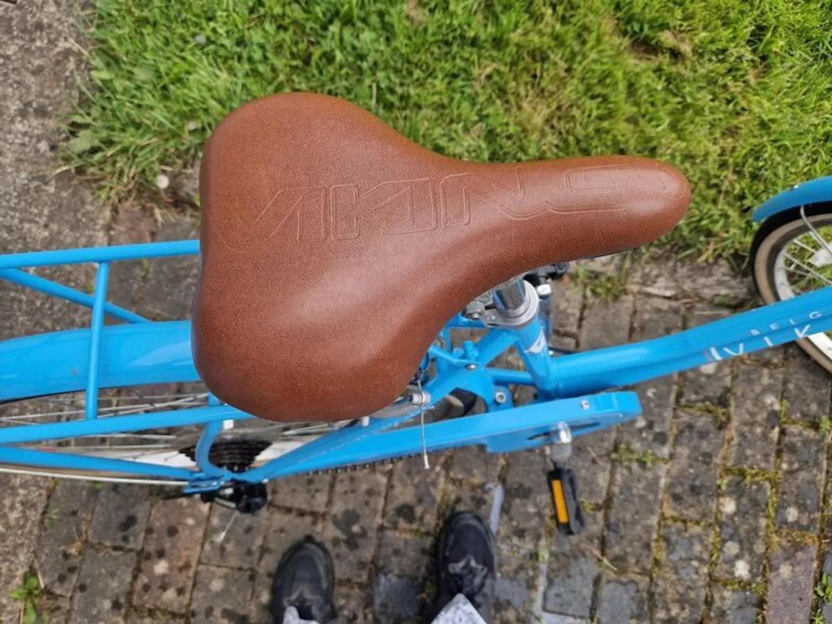 ladies bike - Image 2