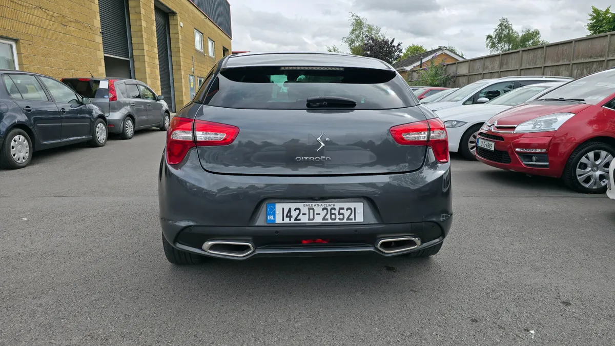 Citroen DS5 1.6e-hdi Airdream Dstyle 5DR Automatc - Image 4