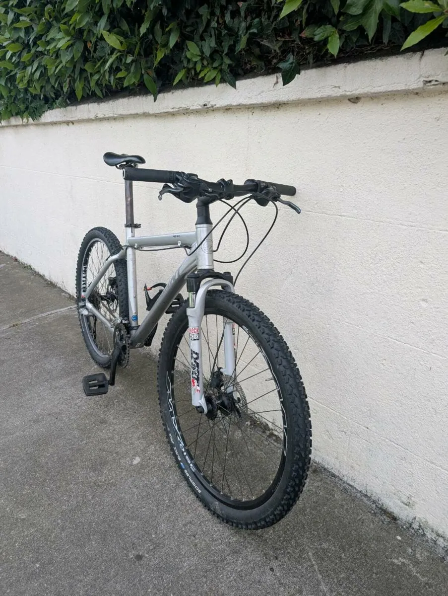 Giant xtC 4.5 (M) bike / Bicycle - Image 2