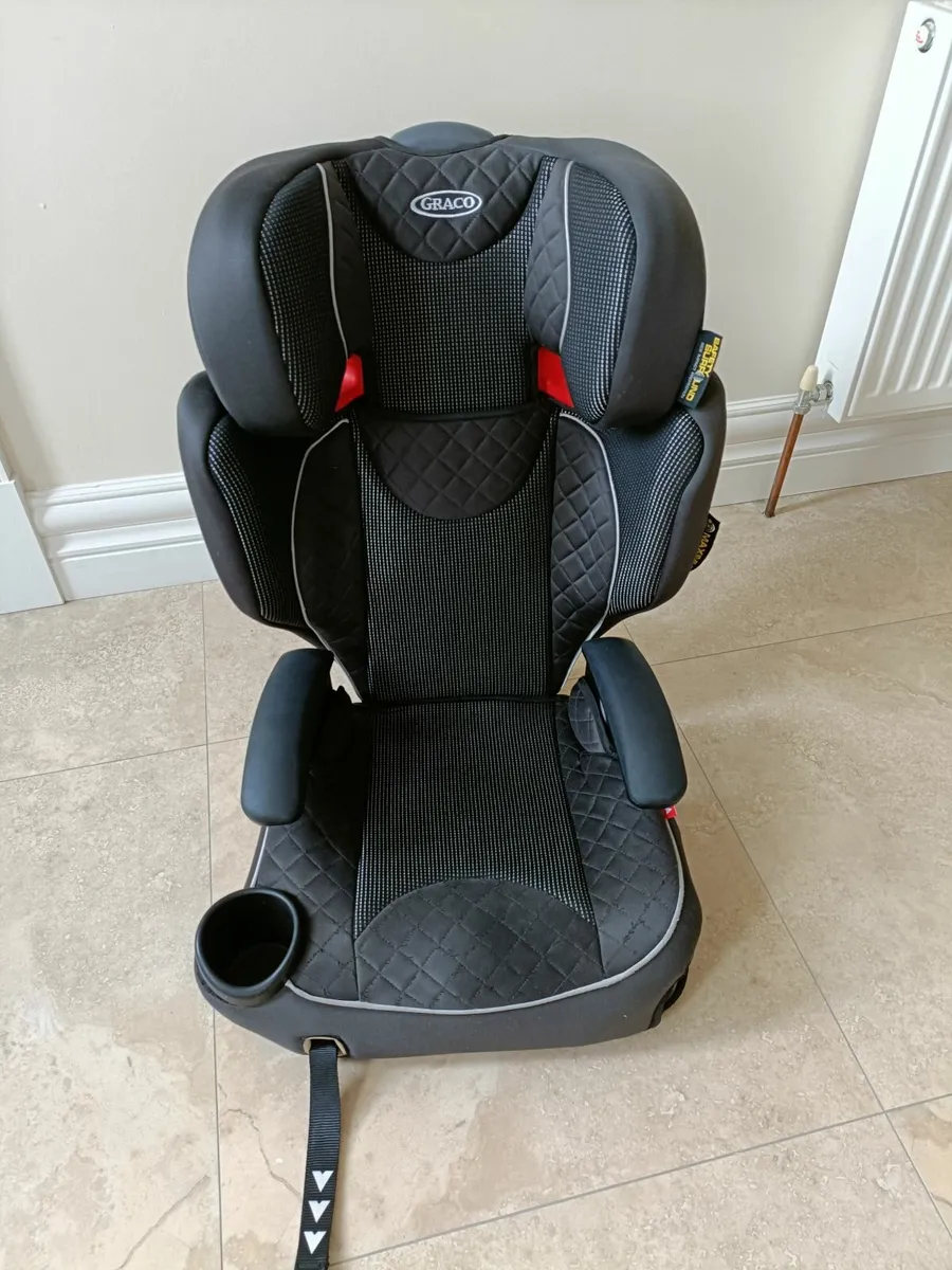 Car Seat - Image 1
