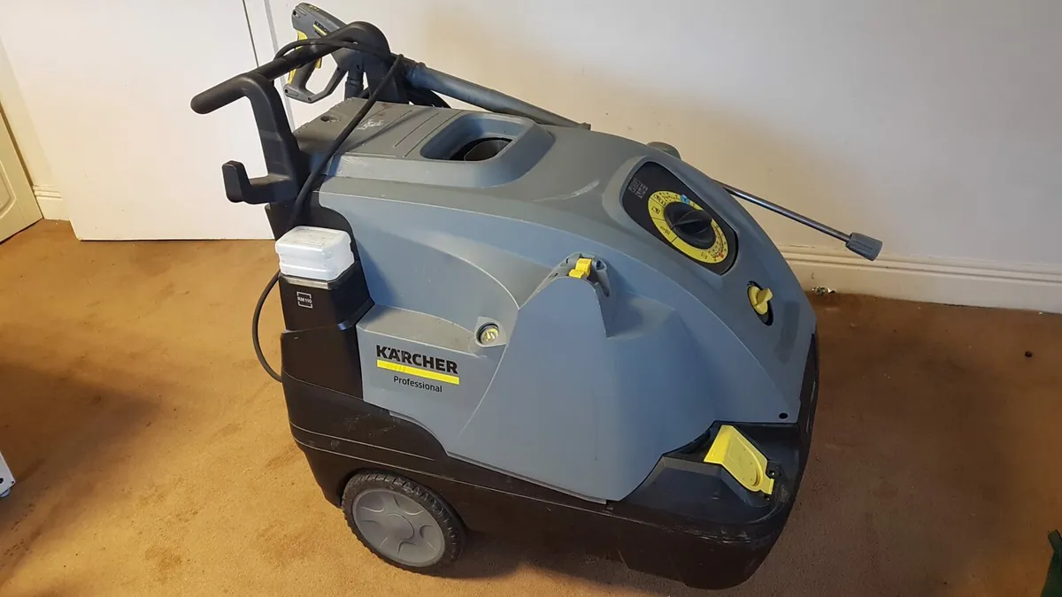 Karcher HDS 6/12C Hot Water Power Washer - Image 2