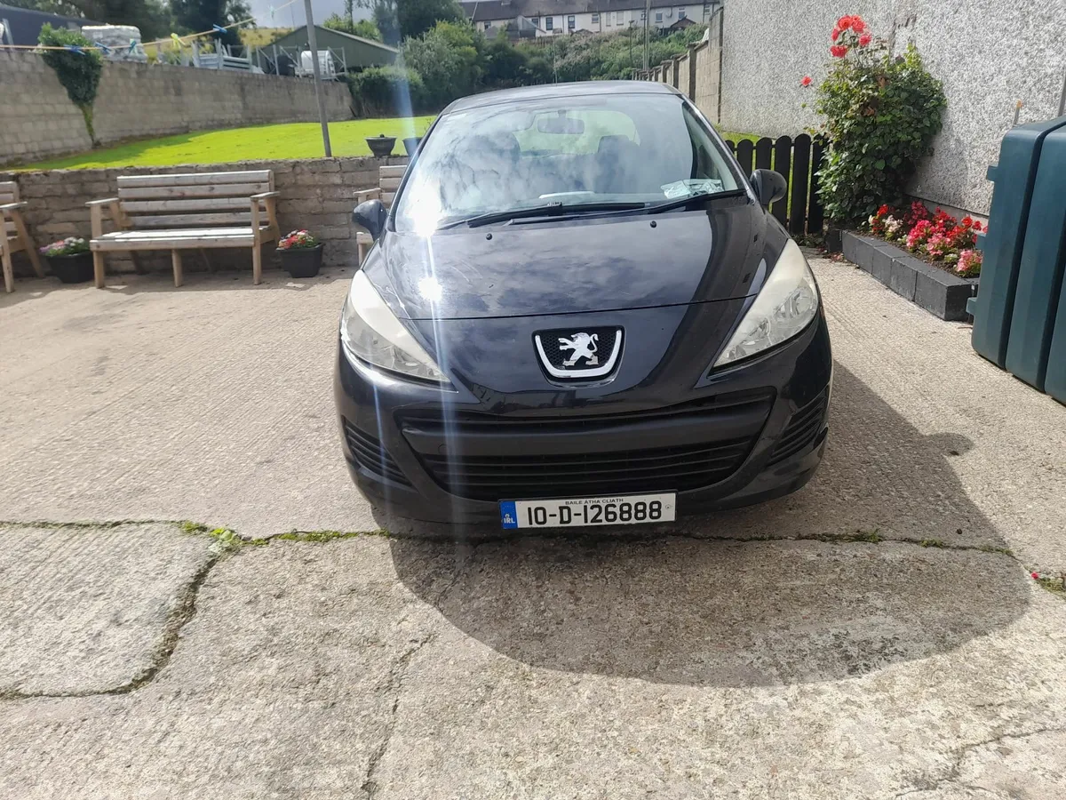 Peugeot 207 2010 - Image 2