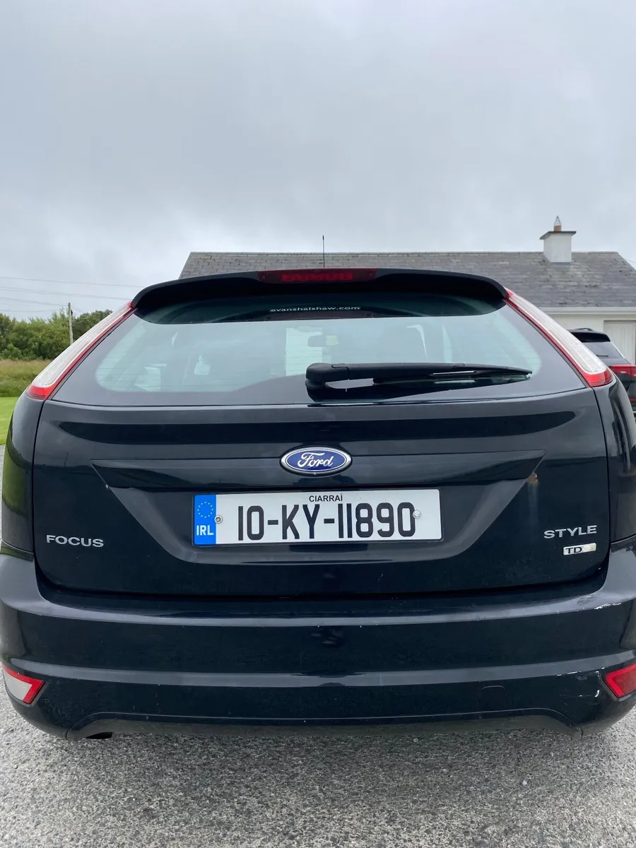 Ford Focus Style 2010 -  1.6 diesel tdi - Black - Image 4