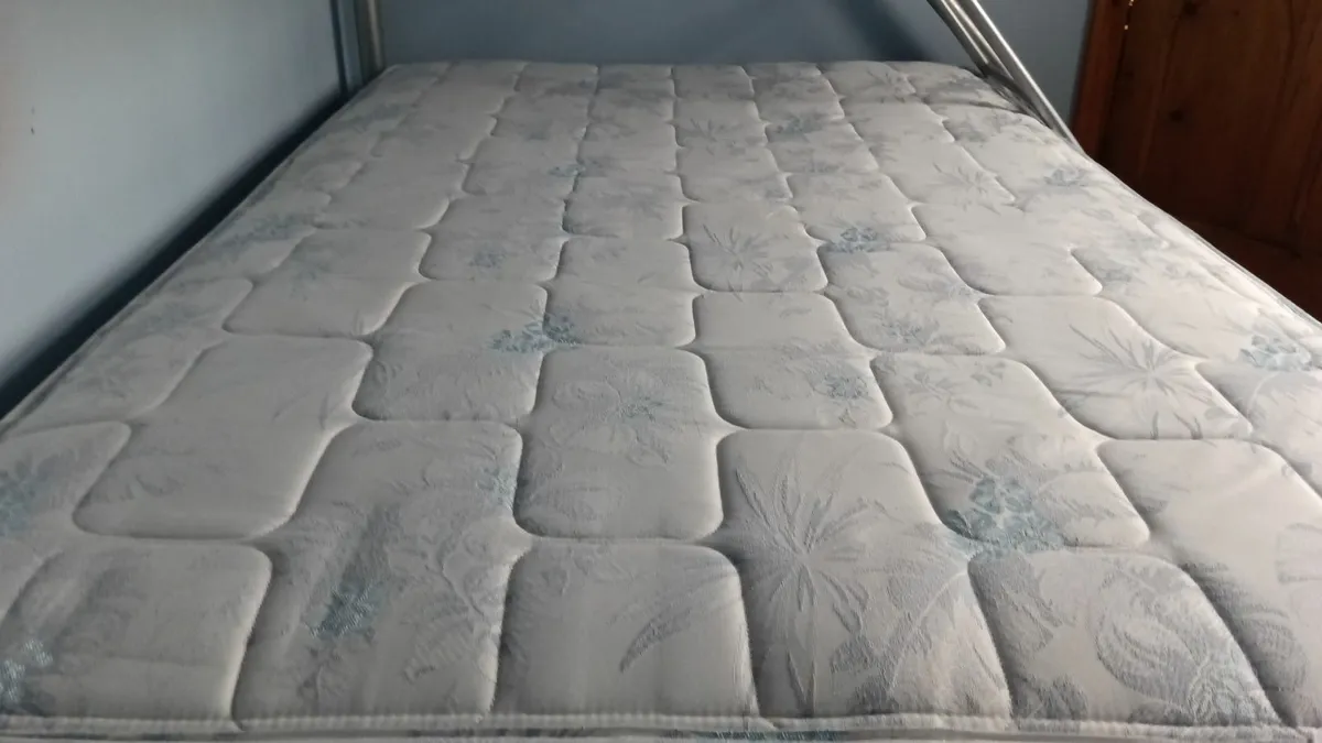 Bunk bed - Image 2