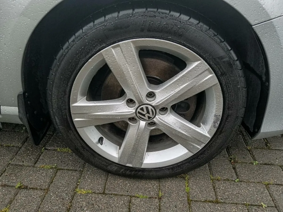 VW 17 ALLOYS WITH NEAR NEW TYRES - Image 2