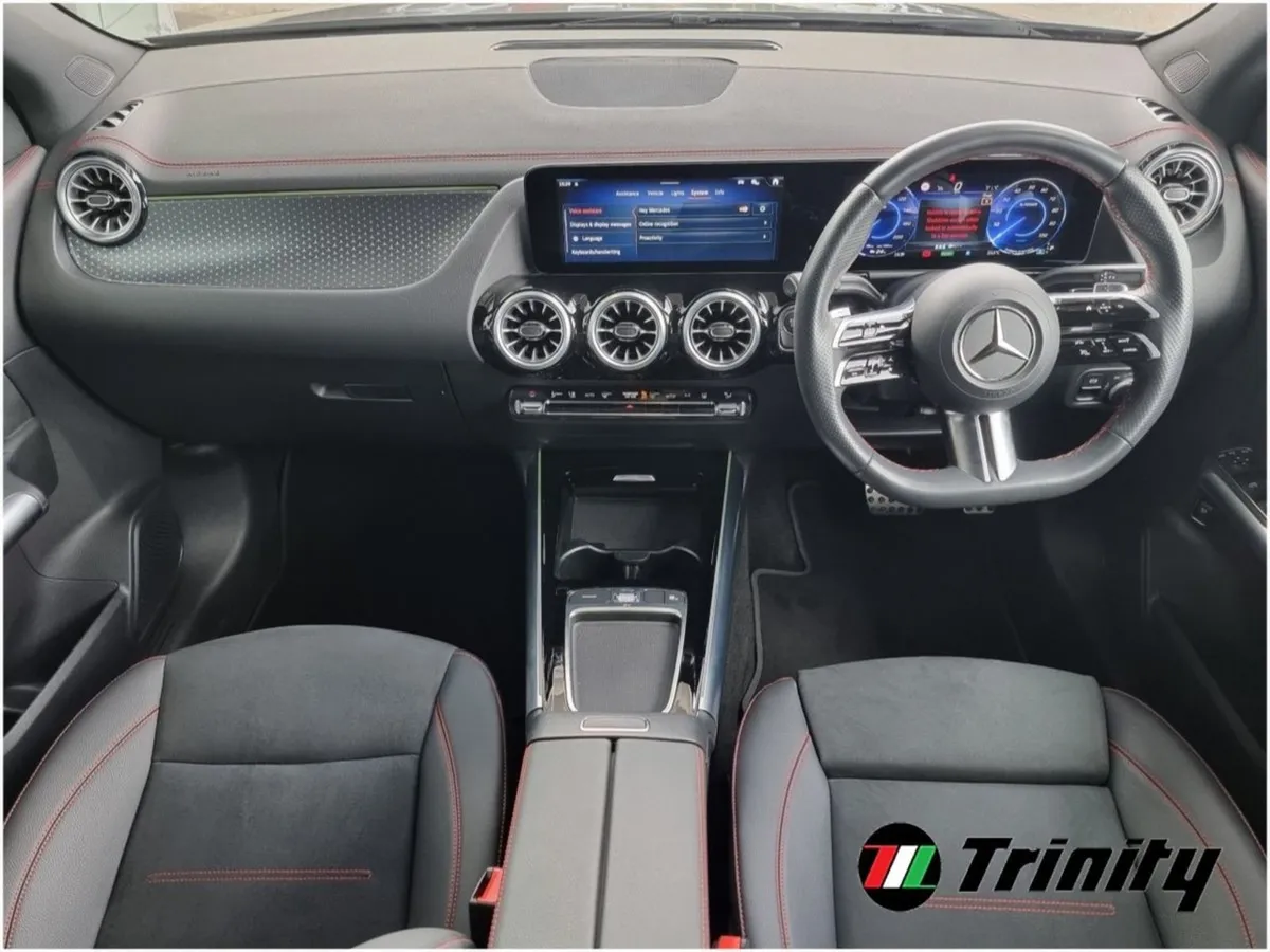 Mercedes-Benz EQA 350 AMG 4 Wheel Drive AMG Line - Image 2