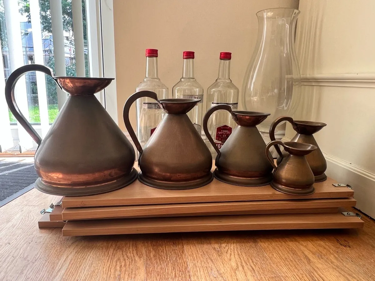 Vintage 19th century Haystack Jug collection - Image 1