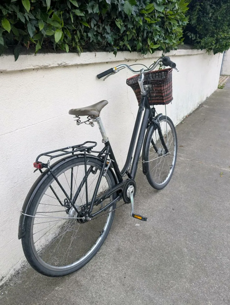 Giant Ladies Vintage bike - Image 2