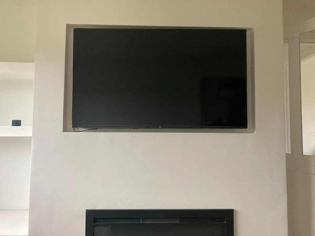 For sale 55”JVC TV LIKE NEW - Image 1