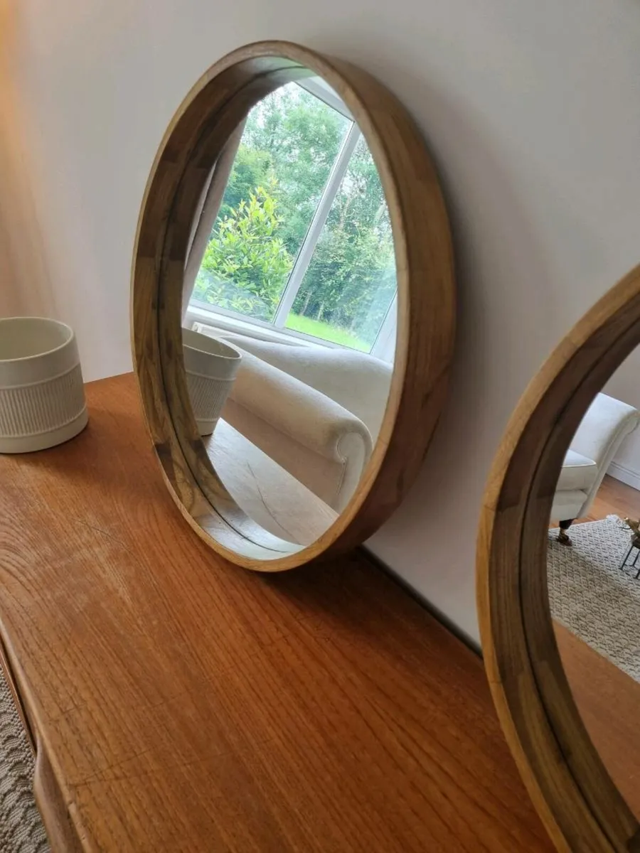 Mirrors - Image 4