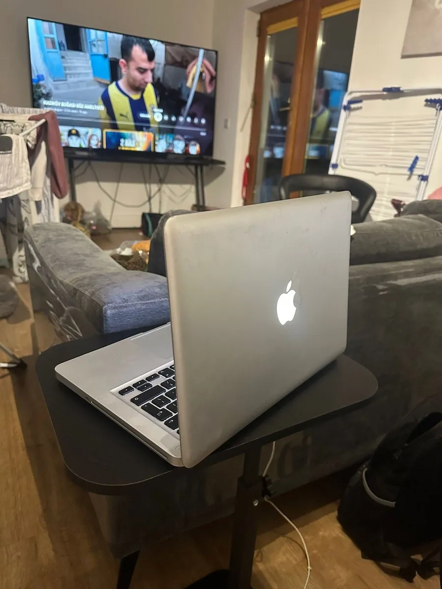 MACBOOK PRO 2010 13” 16 GB RAM UPGRADED SSD 500GB - Image 4