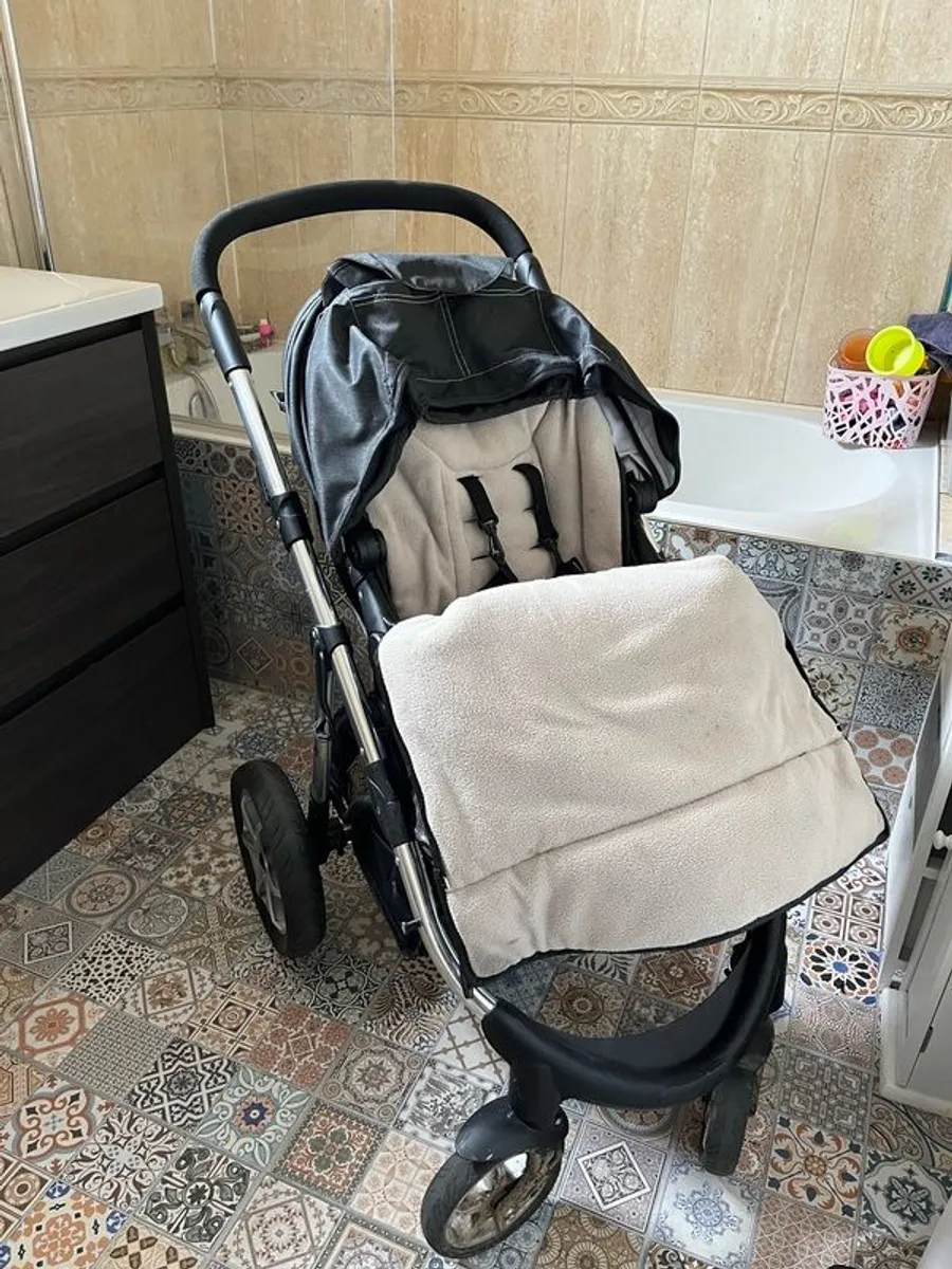 baby buggy - Image 1