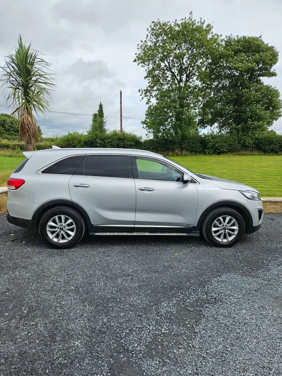 Kia Sorento 2018 - Image 1
