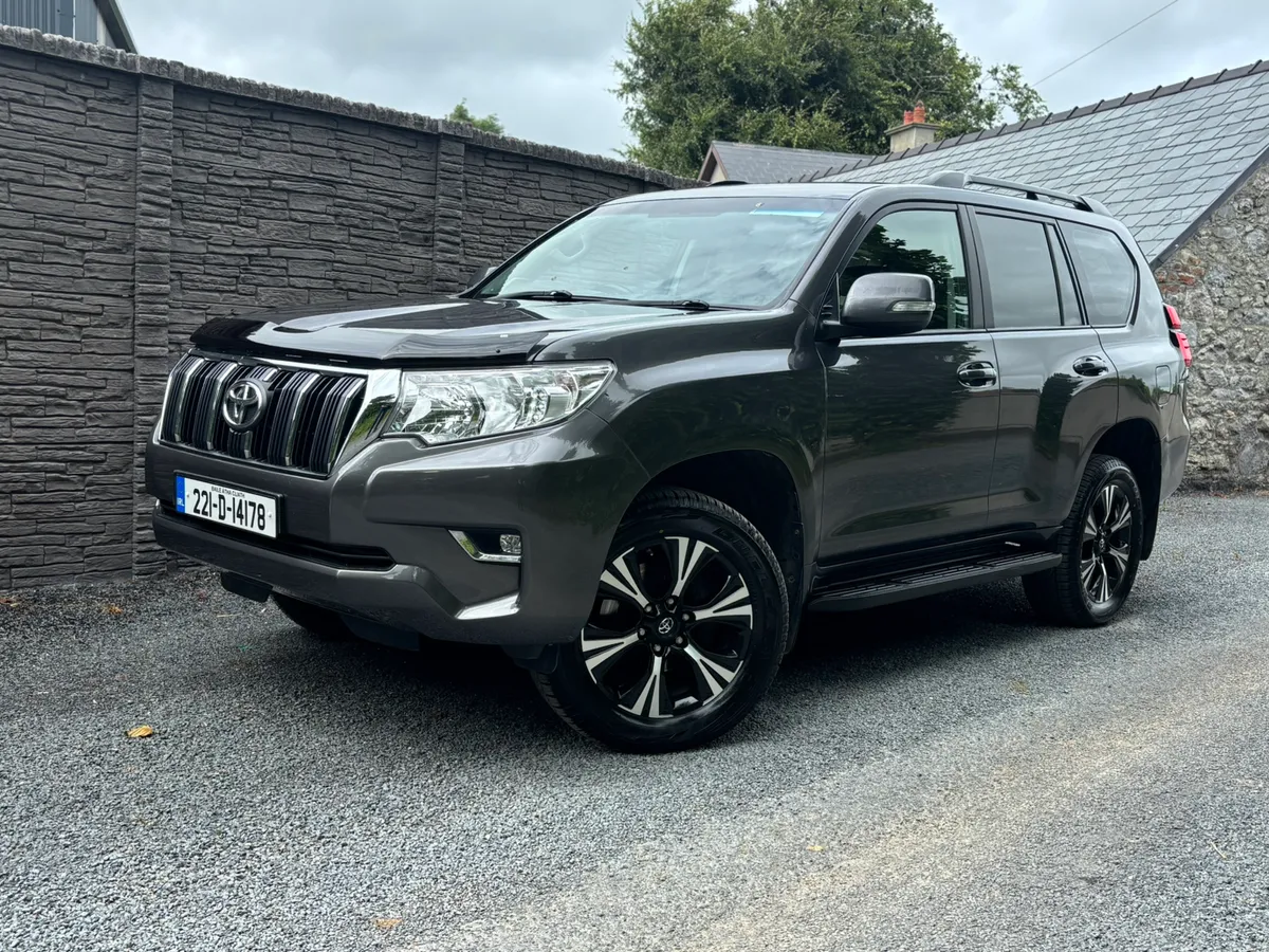 Toyota Landcruiser 5 Seats - Image 2