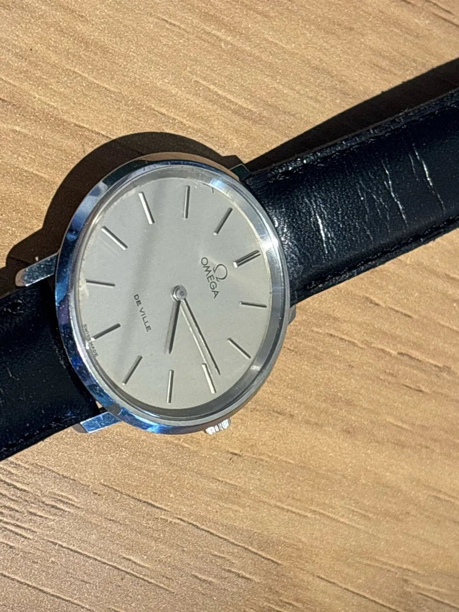 Men’s Mid Size Omega Deville Dress Watch - Image 3