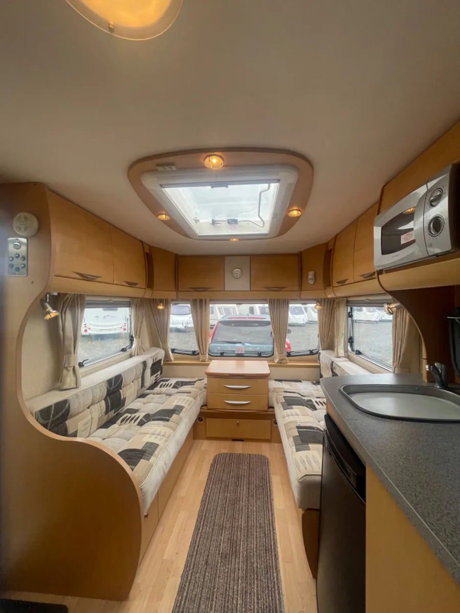 ✨ 2009 Bailey Senator California - Fixed bed✨ - Image 4