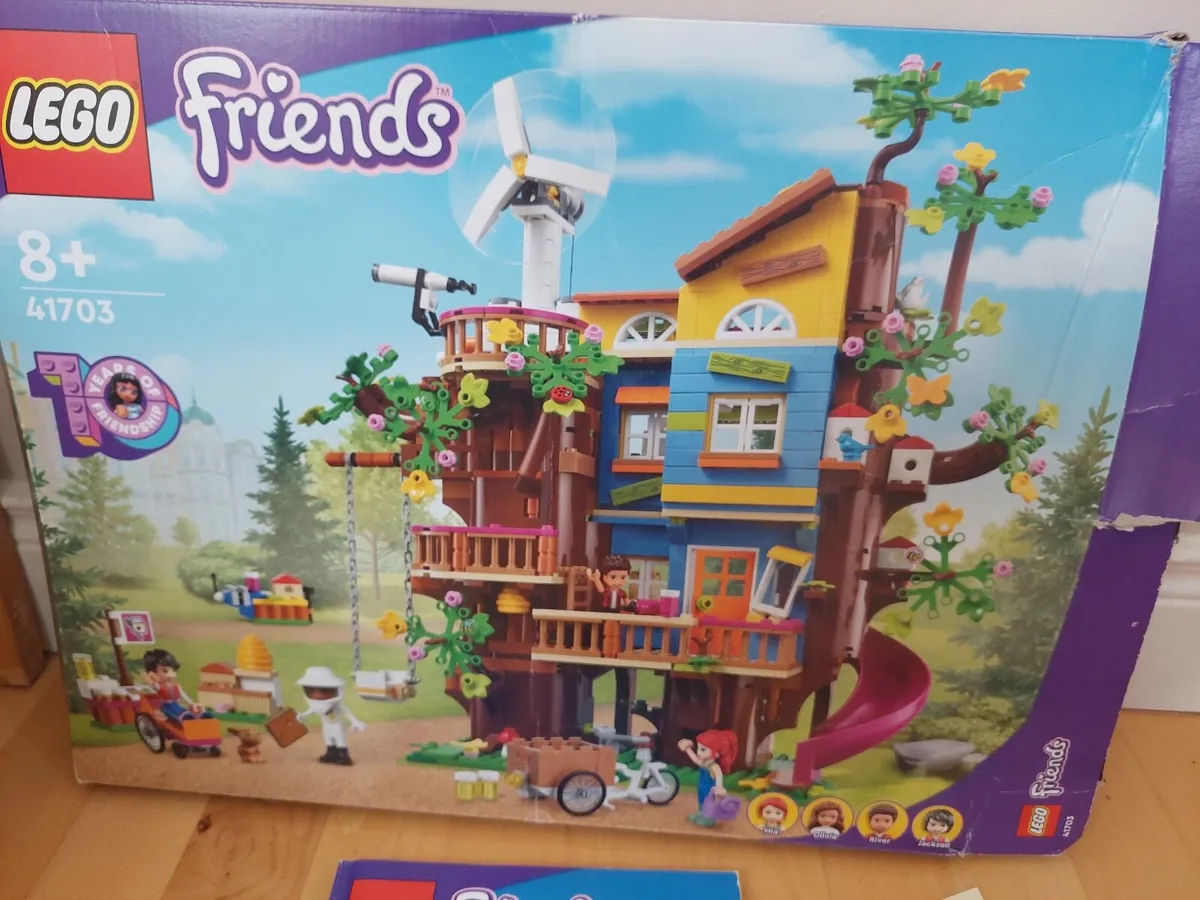 Friends Treehouse - Image 1