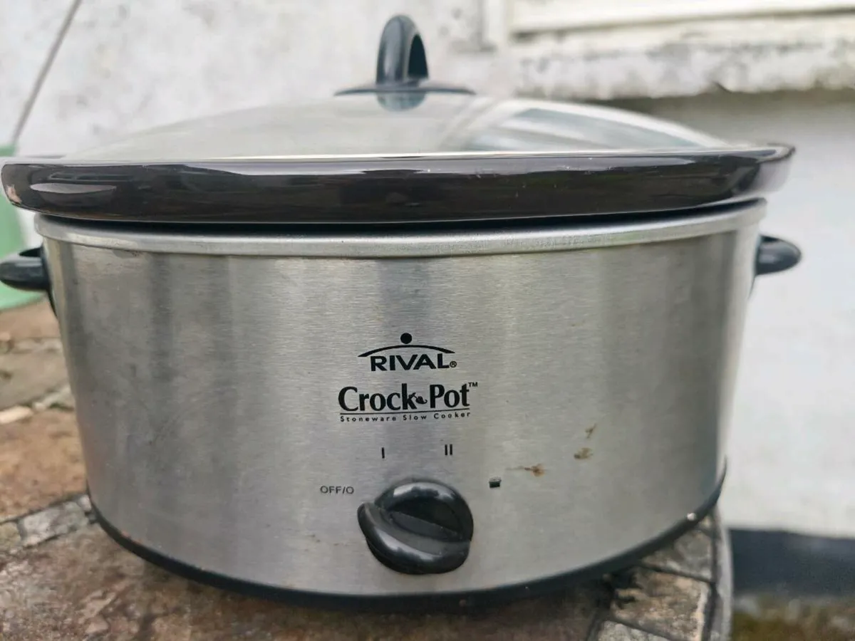 Slow Cooker - Image 1